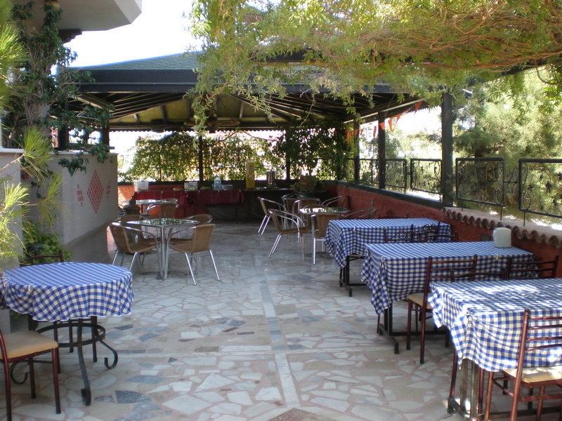 Aparthotel Myra 2*