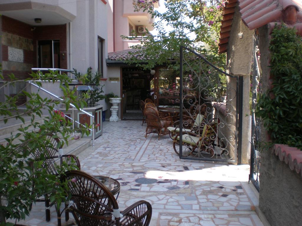 Aparthotel Myra